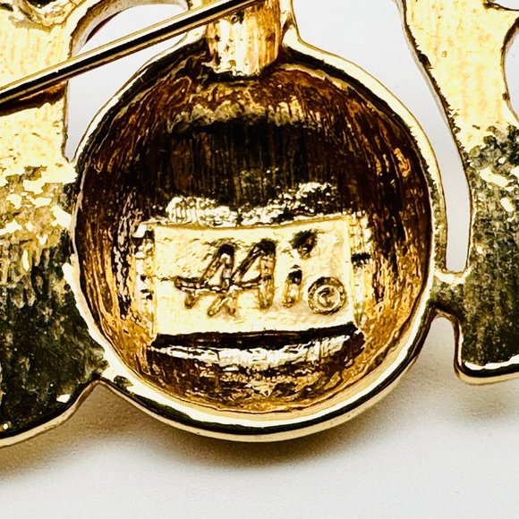 Vintage Christmas Noel Brooch by AAi - Picture 4 of 4